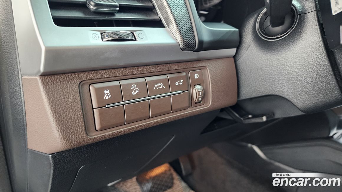 KG_Mobility_Ssangyong Rexton 2022