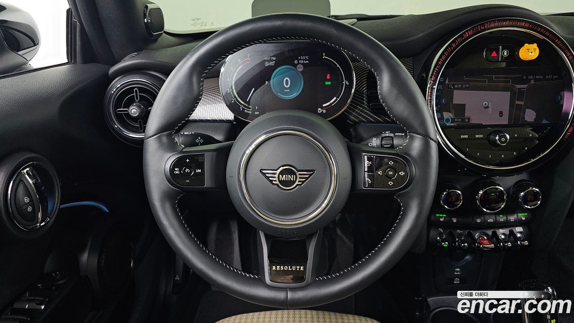 Mini Cooper Convertible 2024