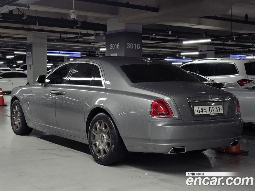 Rolls-Royce Ghost 2015