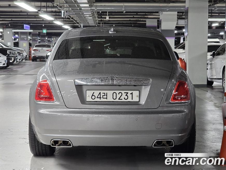 Rolls-Royce Ghost 2015