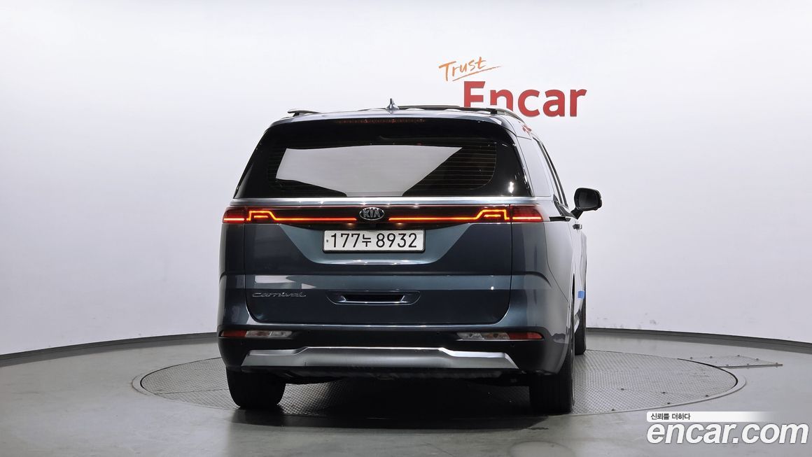 Kia Canival 2021