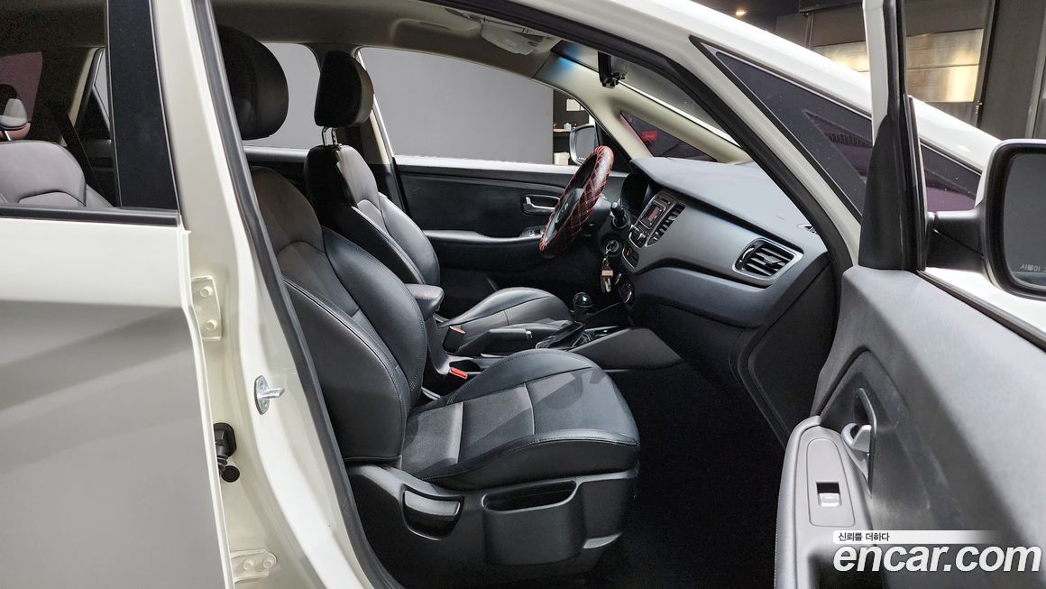 Kia Carens 2015