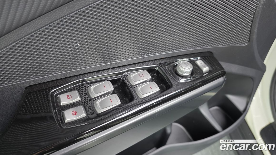 KG_Mobility_Ssangyong TIBOLI 2016