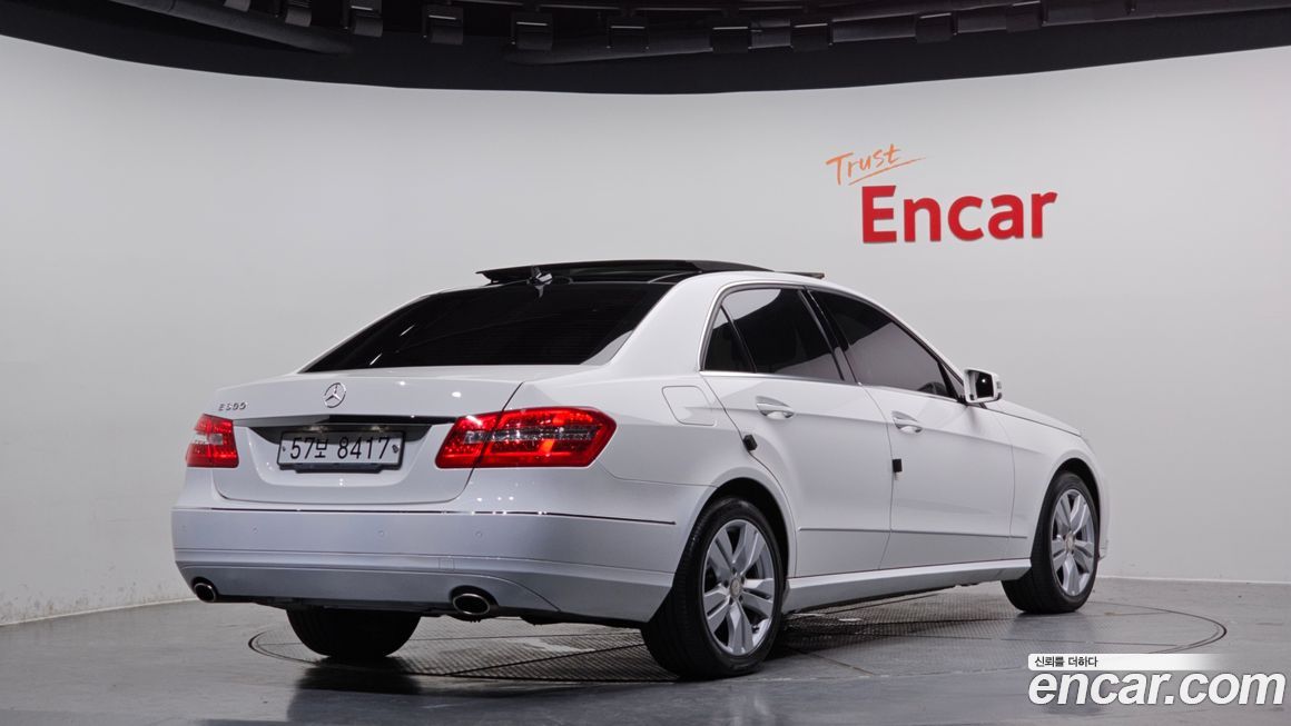 Mercedes-Benz E-Class 2013