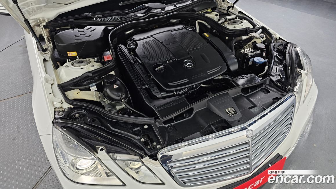 Mercedes-Benz E-Class 2013