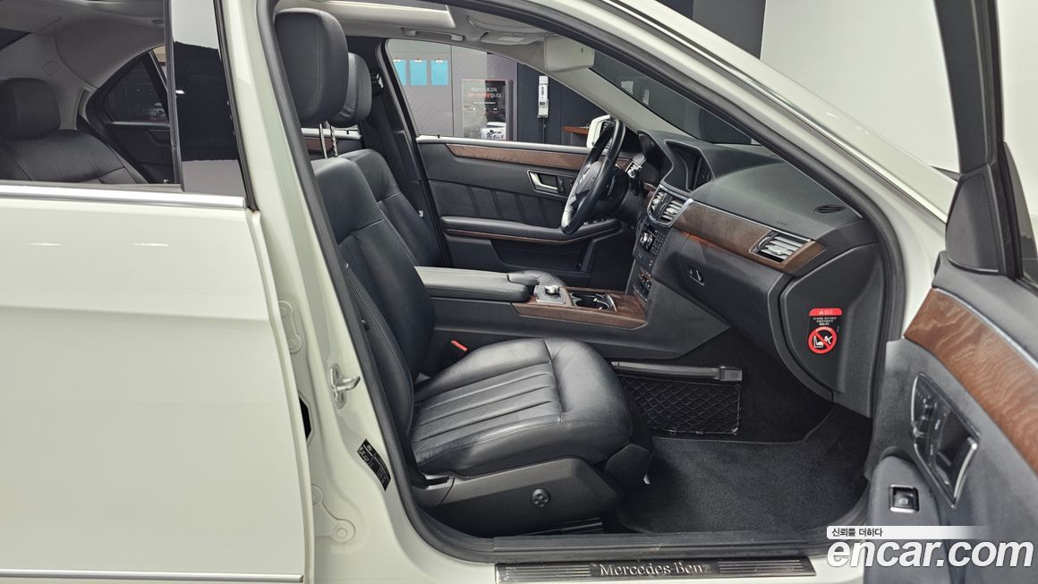 Mercedes-Benz E-Class 2013