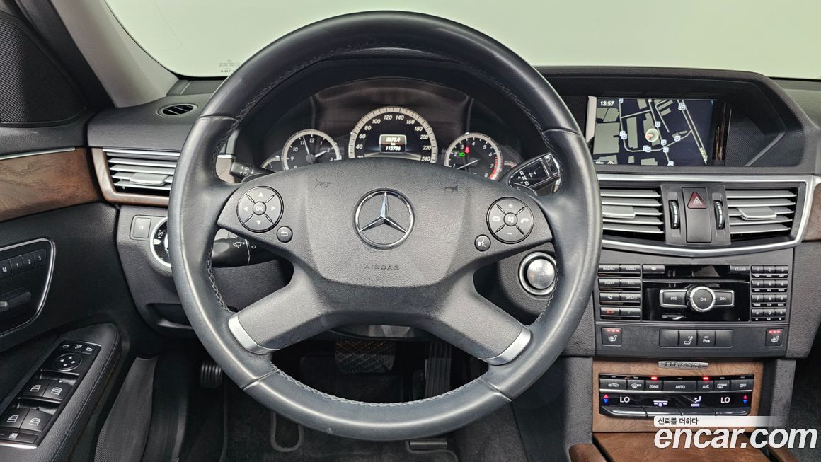 Mercedes-Benz E-Class 2013