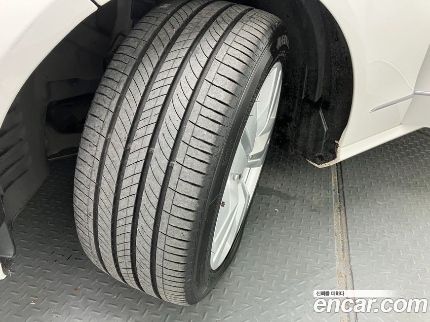 Mercedes-Benz E-Class 2013