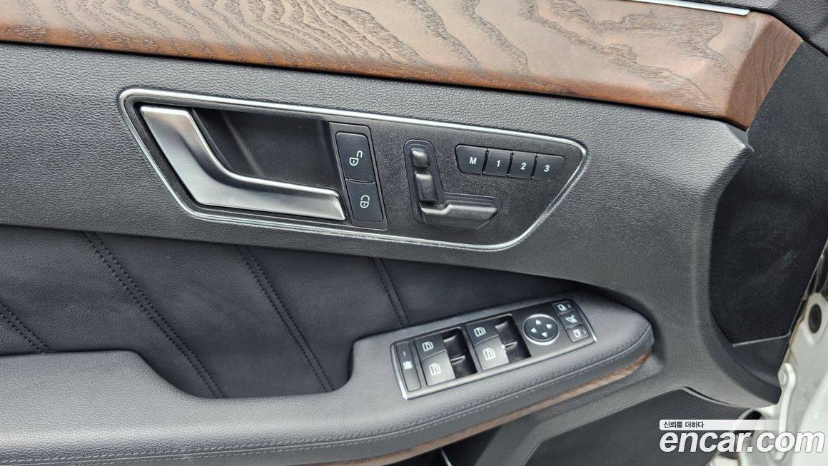 Mercedes-Benz E-Class 2013