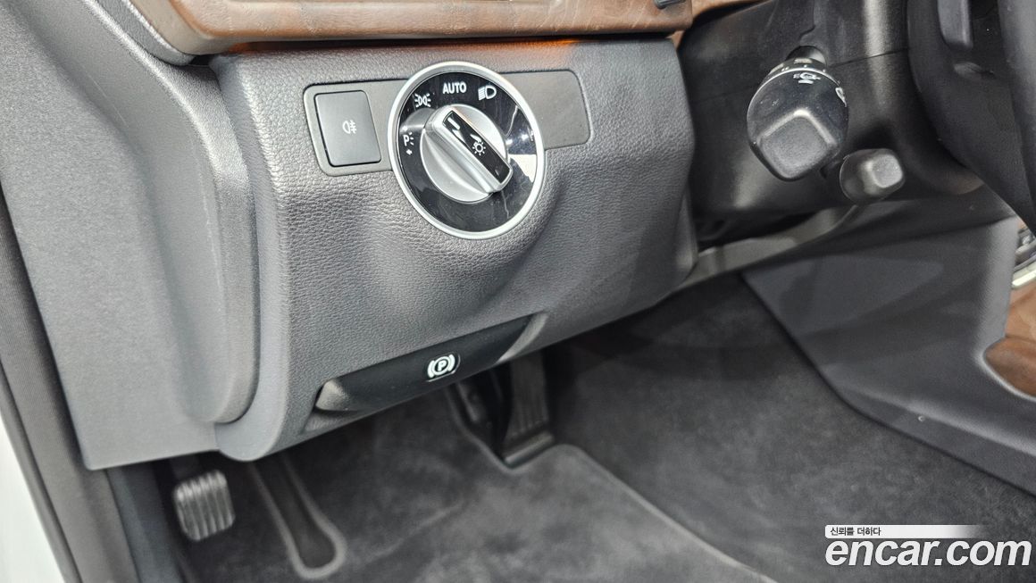 Mercedes-Benz E-Class 2013