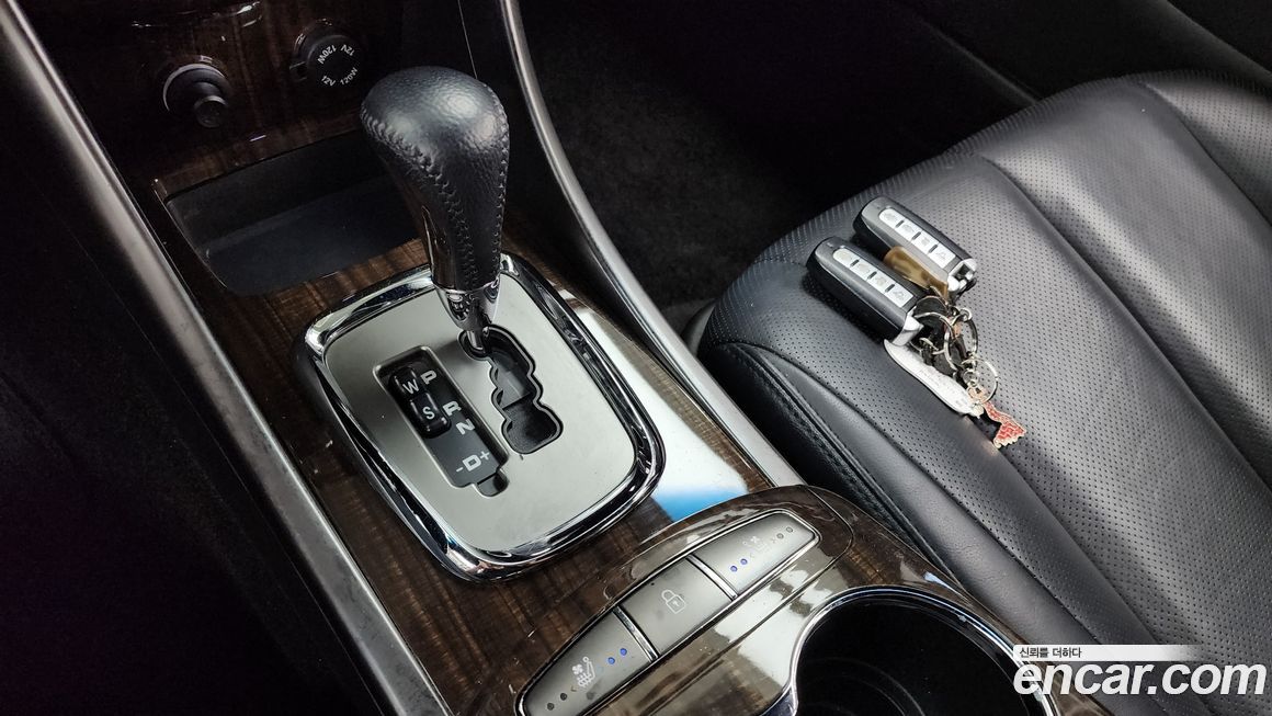 KG_Mobility_Ssangyong Chairman 2012