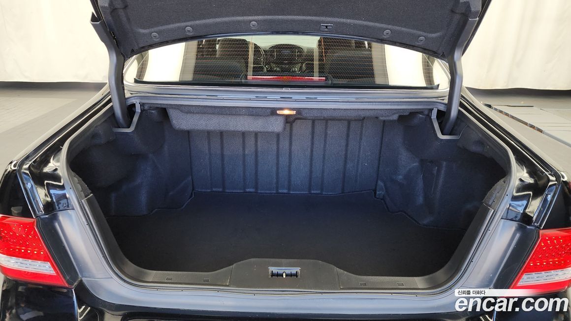 KG_Mobility_Ssangyong Chairman 2012