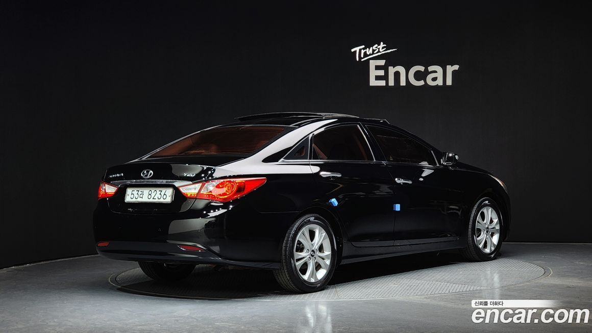 Hyundai Sonata 2010
