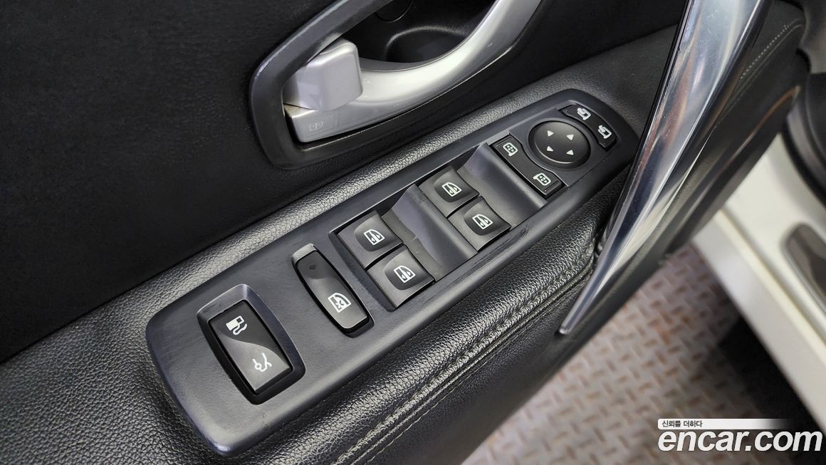 Renault-KoreaSamsung SM7 2013