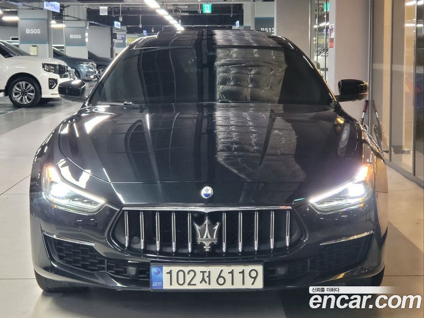 Maserati Ghibli 2022