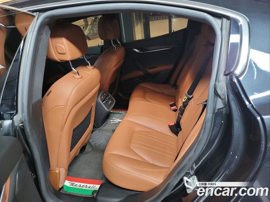 Maserati Ghibli 2022