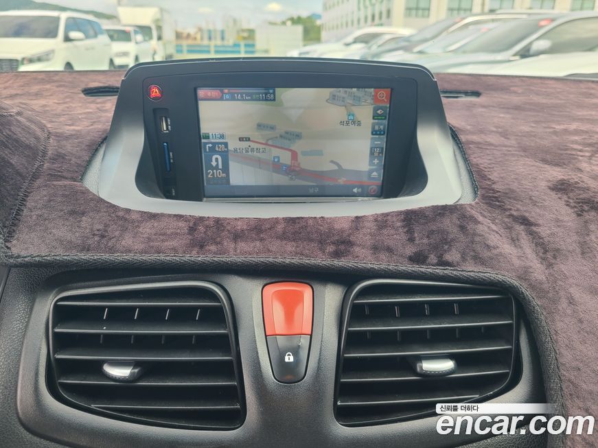 Renault-KoreaSamsung SM3 2010