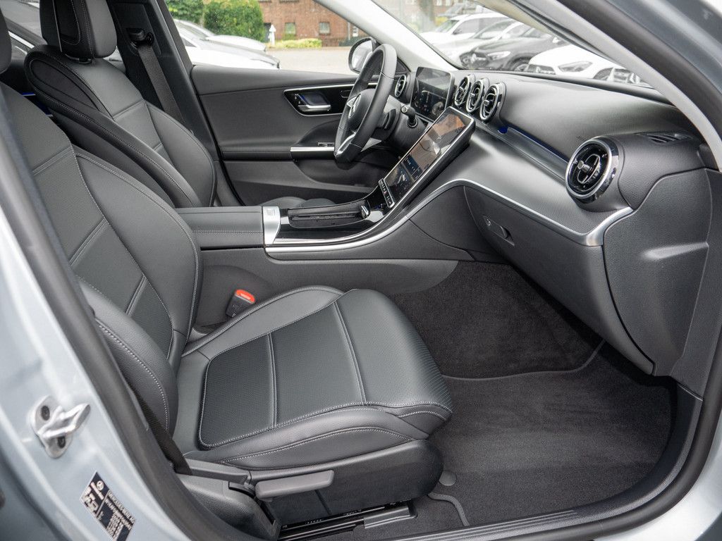Mercedes-Benz C 300 2023