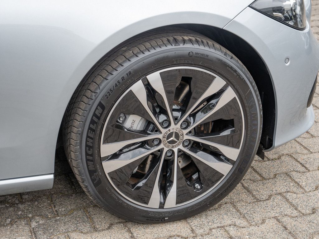 Mercedes-Benz C 300 2023