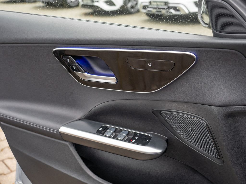 Mercedes-Benz C 300 2023