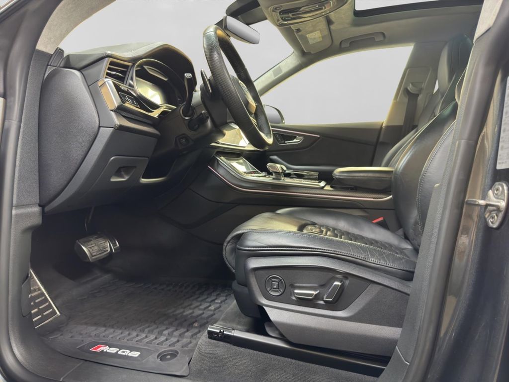 Audi RSQ8 2021