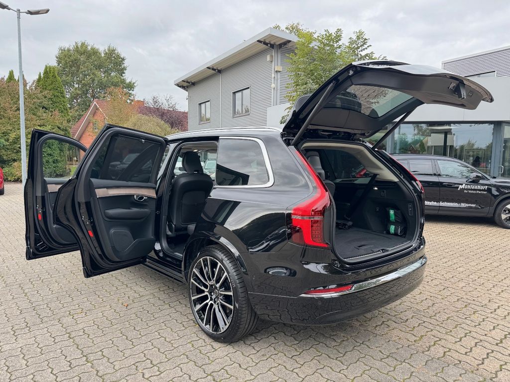 Volvo XC90 2025