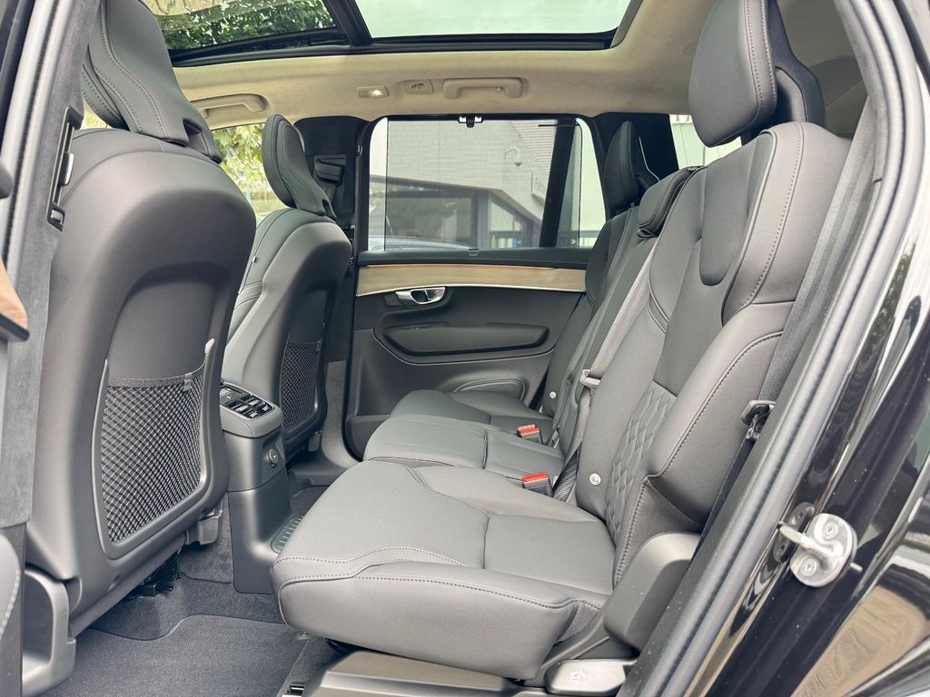 Volvo XC90 2025