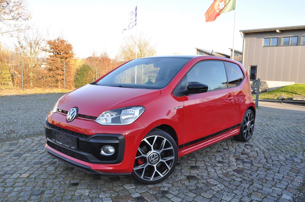 Volkswagen up! 2018
