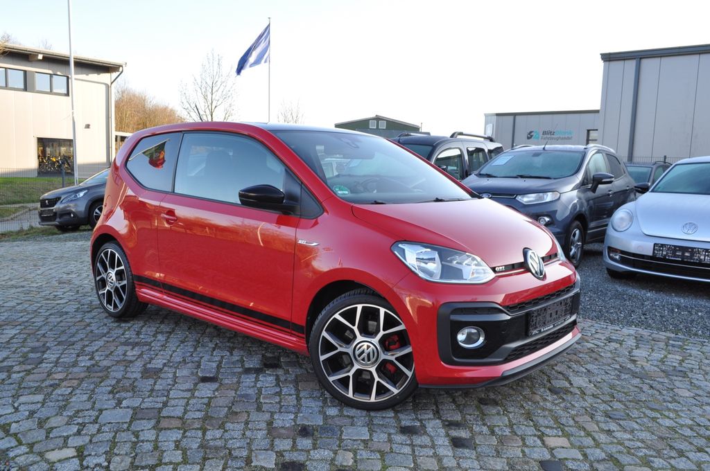 Volkswagen up! 2018