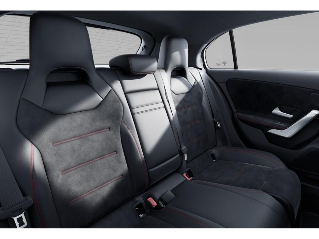 Mercedes-Benz A 200 2024