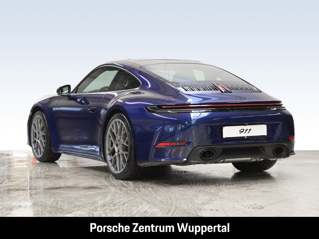 Porsche 992 2025