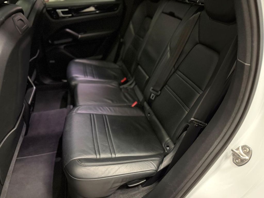 Porsche Cayenne 2019