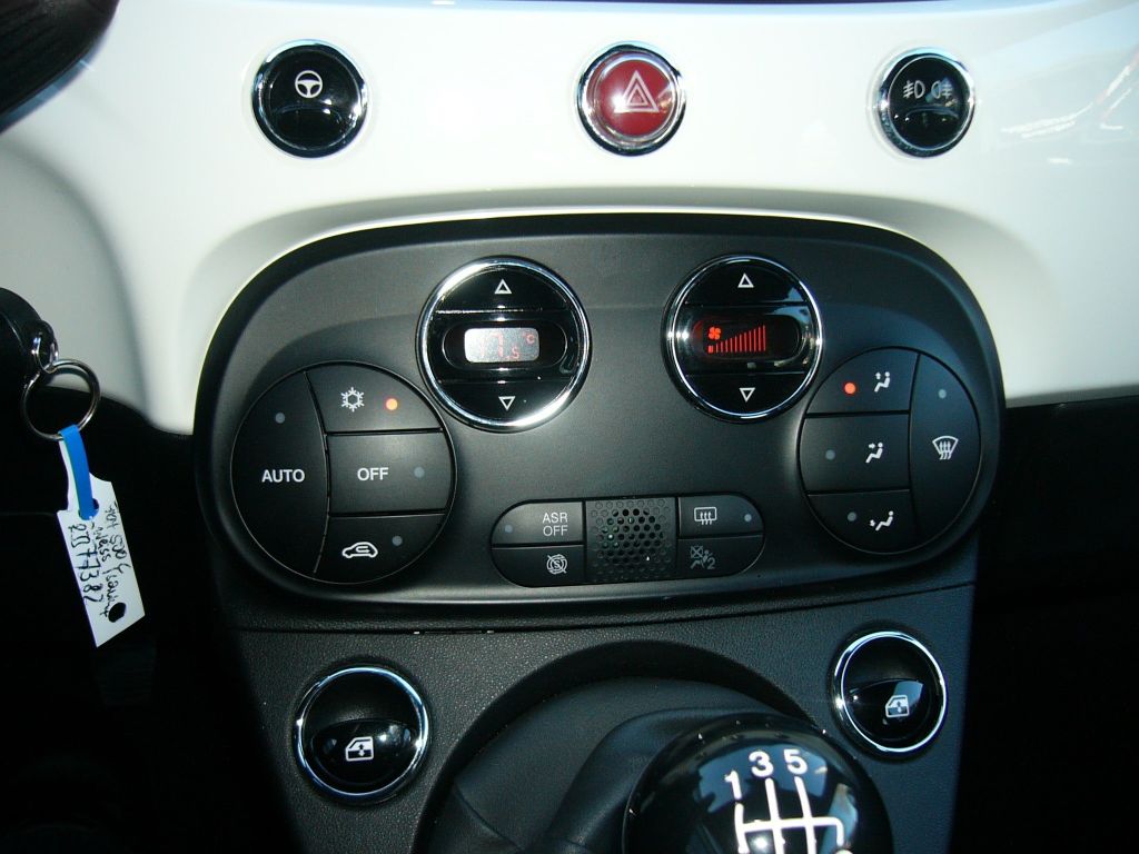 Fiat 500C 2024