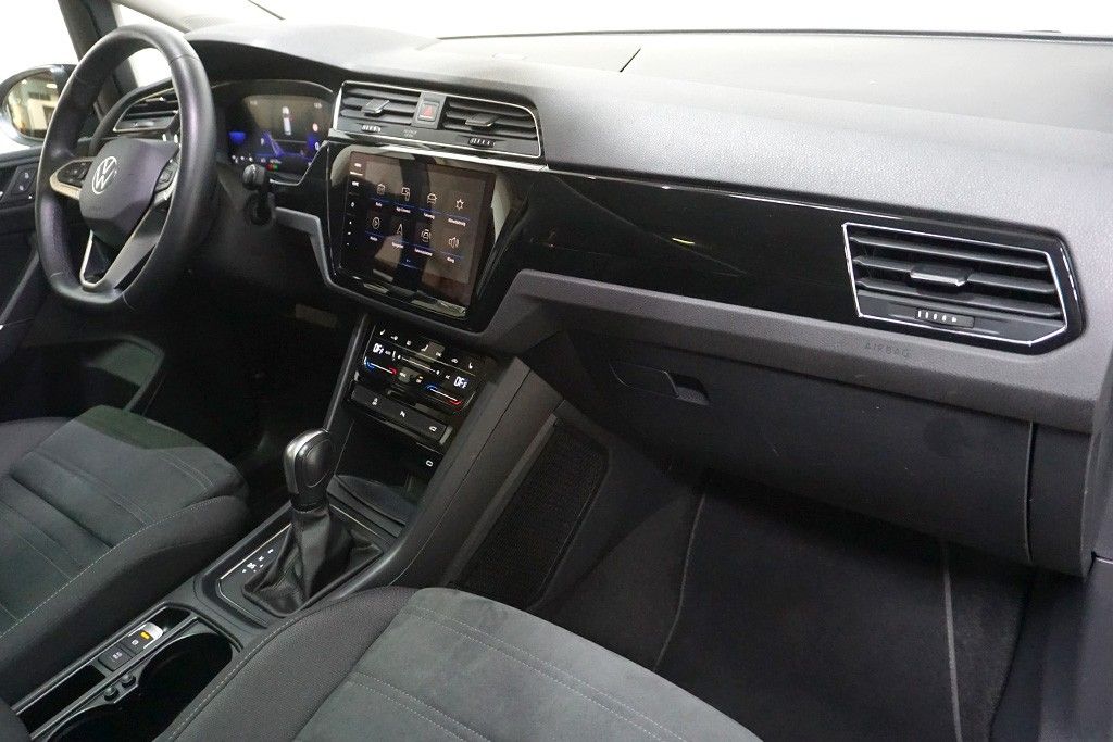 Volkswagen Touran 2023