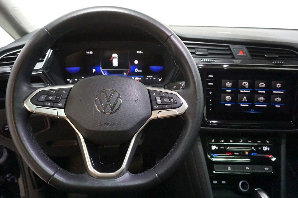 Volkswagen Touran 2023