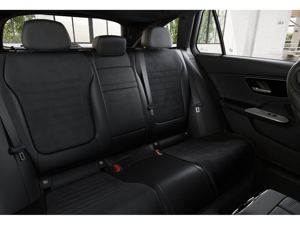 Mercedes-Benz C 300 2025