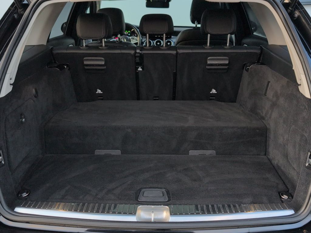 Mercedes-Benz C 300 2021