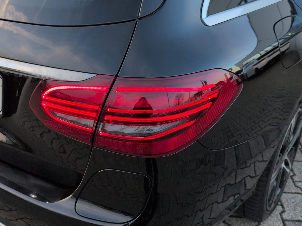 Mercedes-Benz C 300 2021