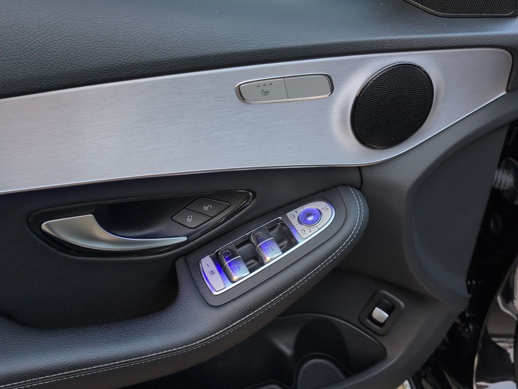 Mercedes-Benz C 300 2021