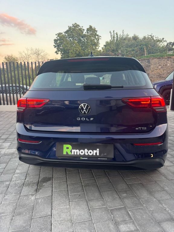 Volkswagen Golf 2021