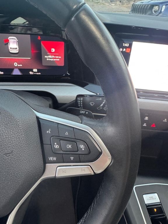 Volkswagen Golf 2021