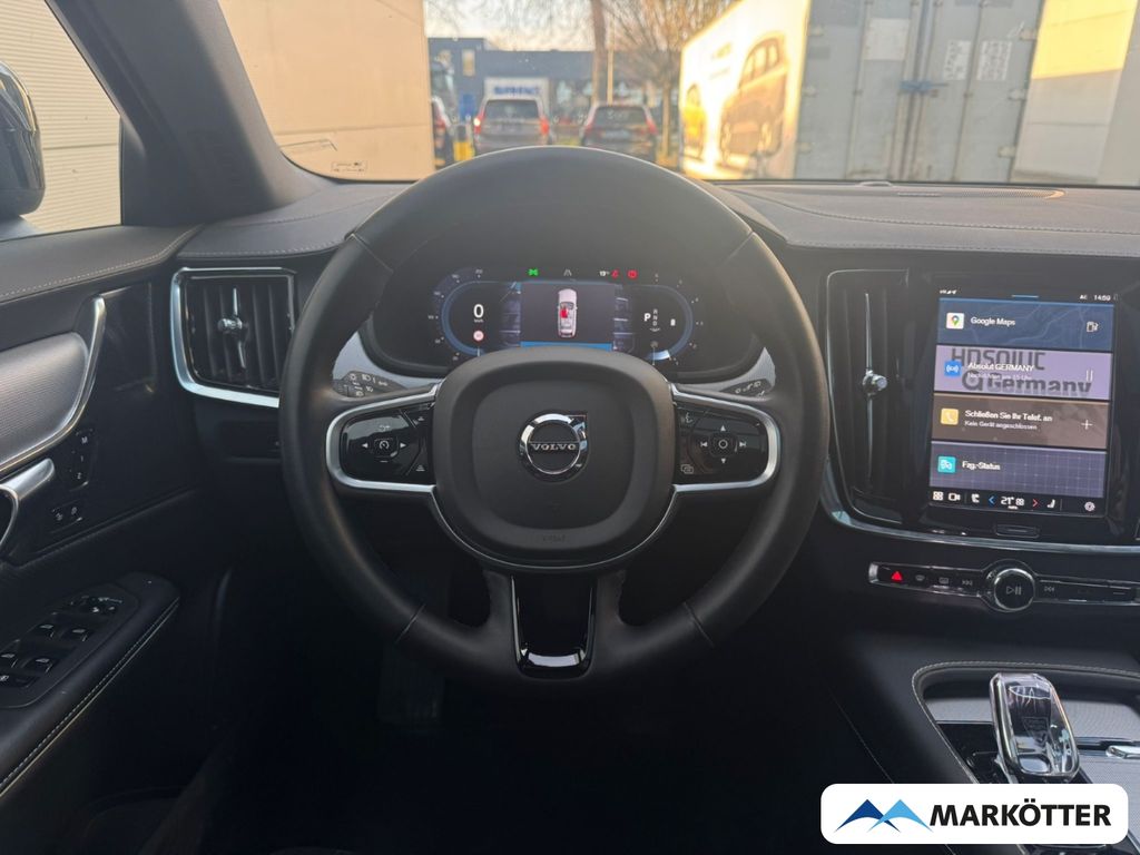 Volvo V90 2022