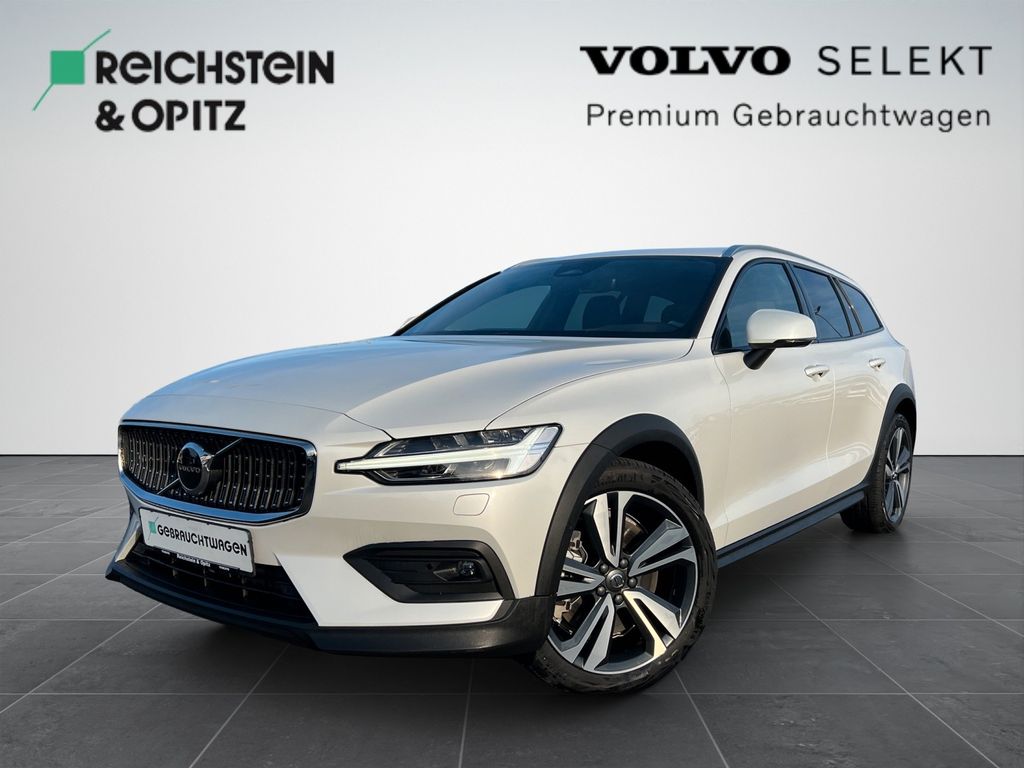 Volvo V60 Cross Country 2024