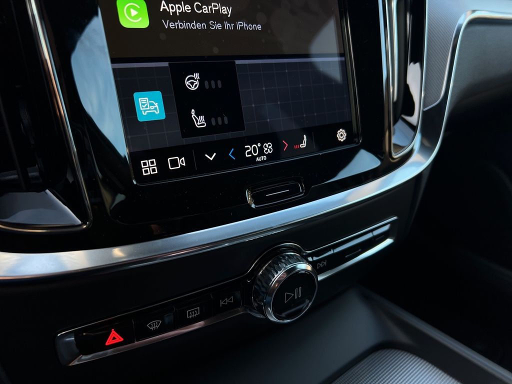 Volvo V60 Cross Country 2024