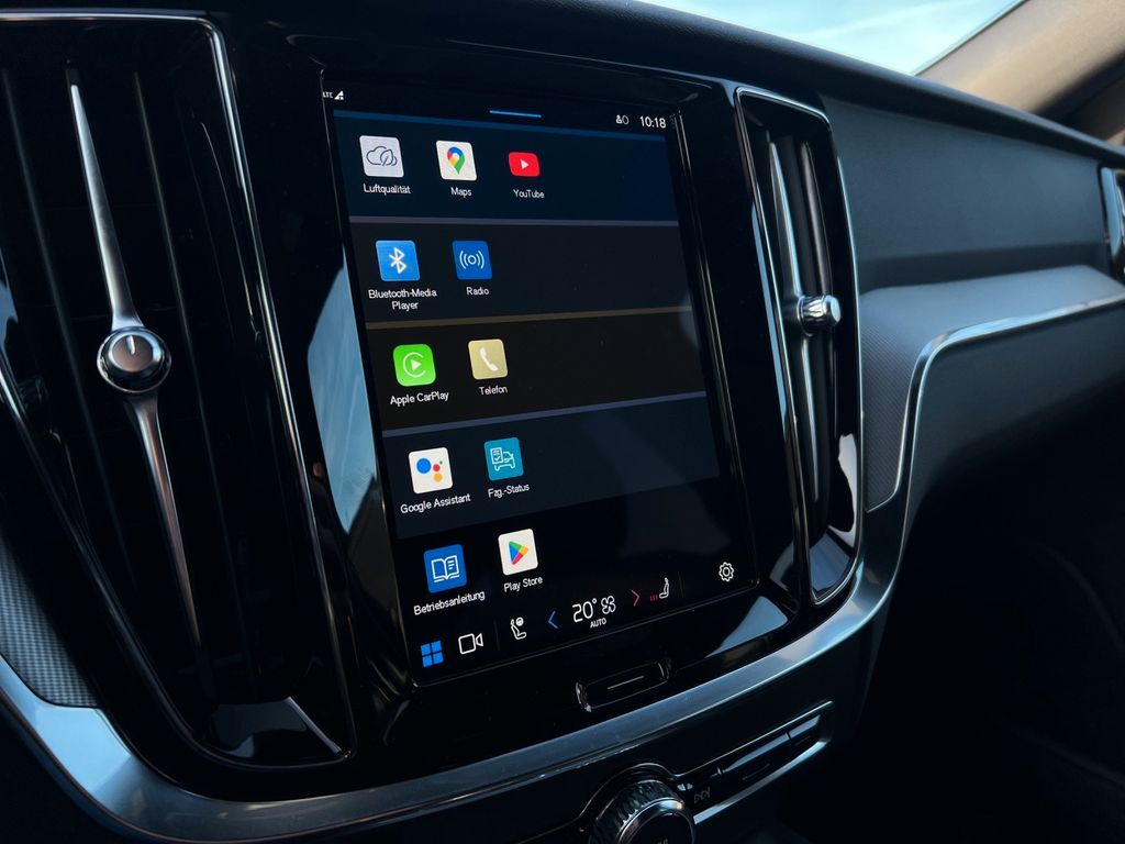 Volvo V60 Cross Country 2024