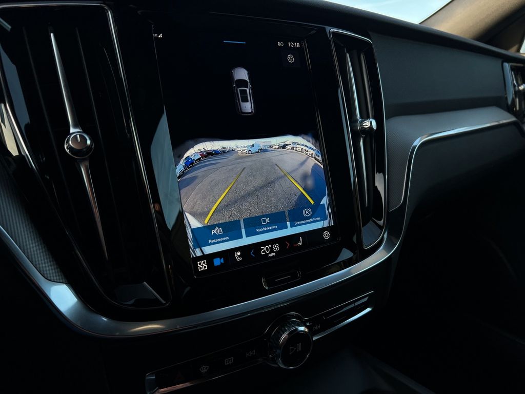 Volvo V60 Cross Country 2024