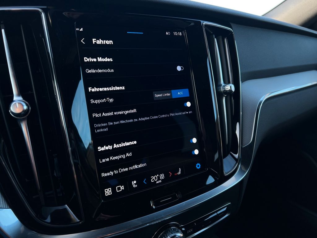 Volvo V60 Cross Country 2024