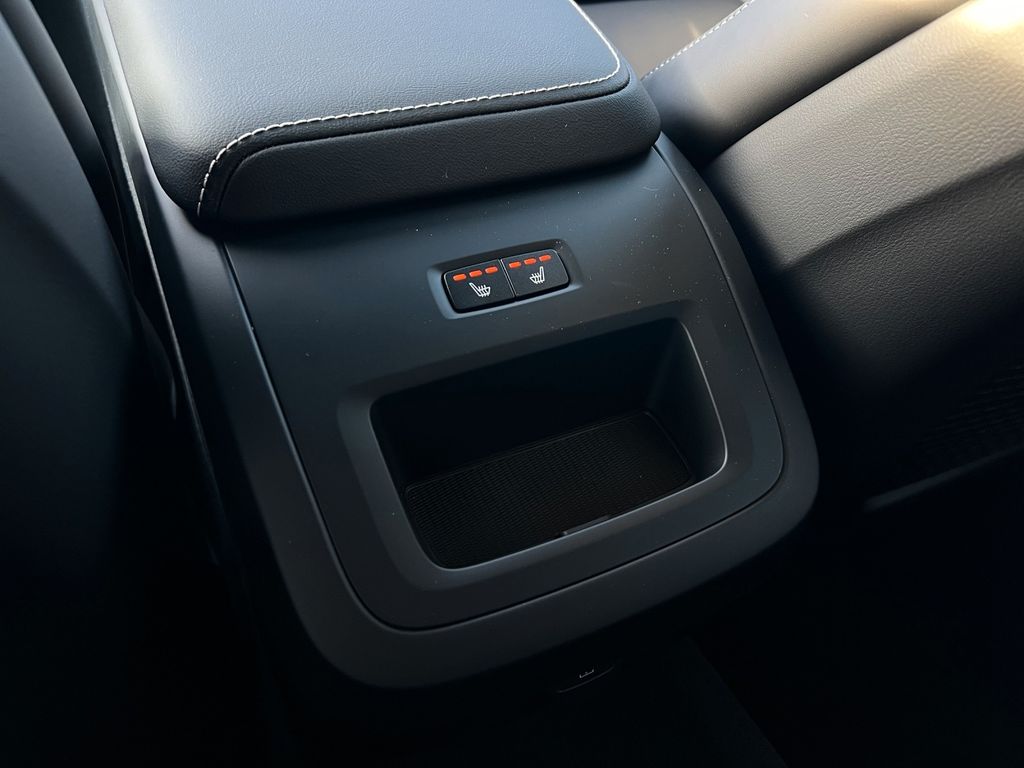 Volvo V60 Cross Country 2024