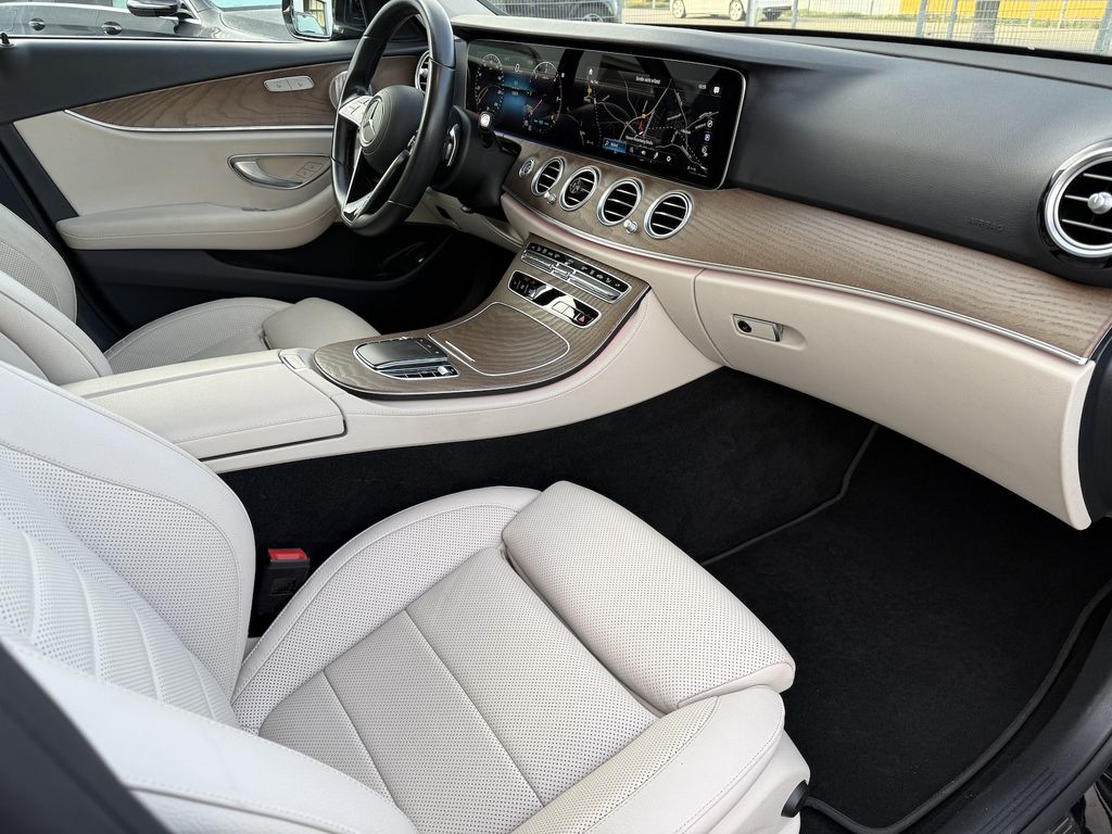 Mercedes-Benz E 220 2022