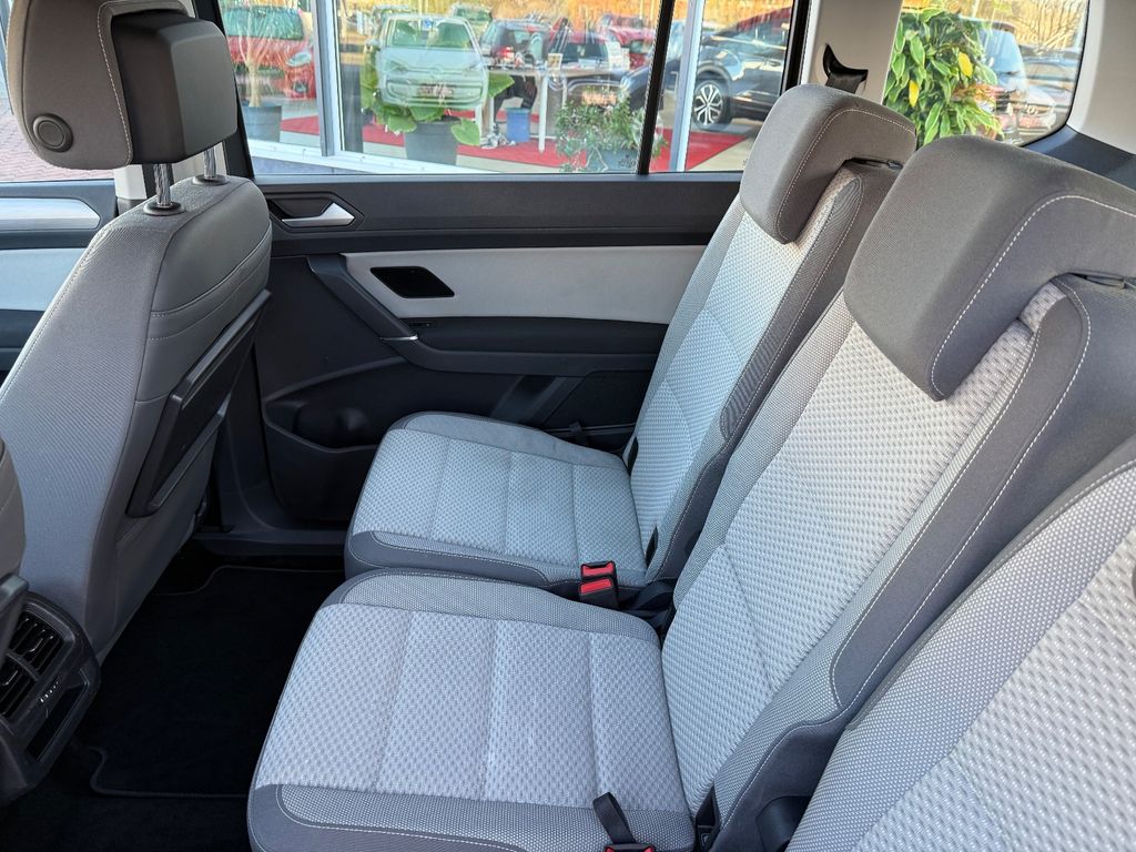 Volkswagen Touran 2024